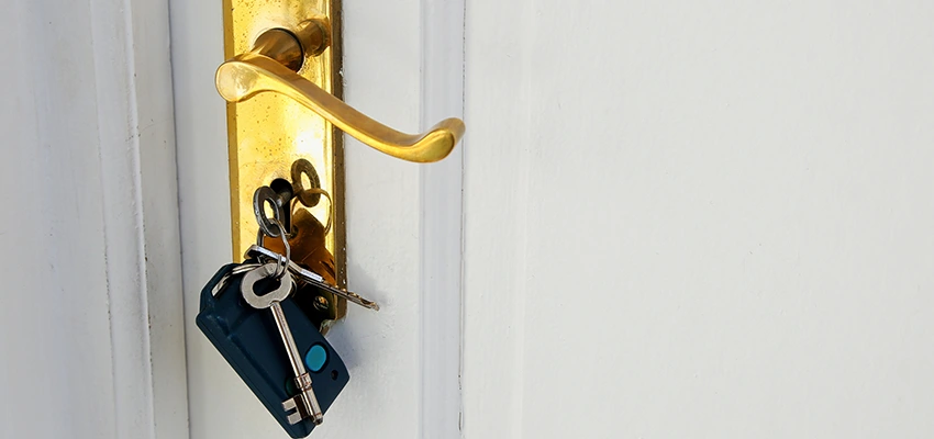Broken Door Key Extraction in Sacramento, CA